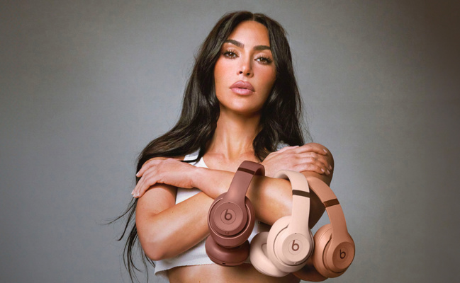 Audio • Une version colorée du casque Beats Studio Pro par Kim Kardashian